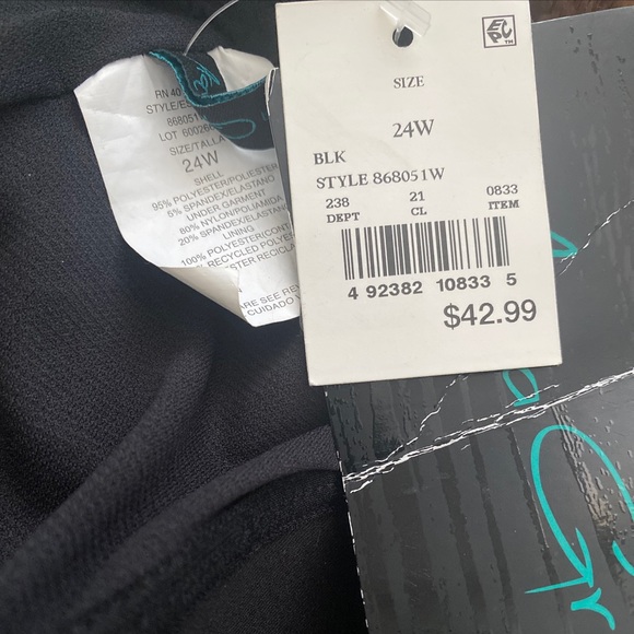 Aqua Green Womens One piece Swimsuit Black Romper 
Size 24W NEW - Picture 7 of 7